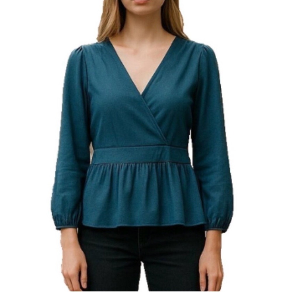 ANN TAYLOR Blue V Neck Peplum Blouse Small NWT Preppy Classic Business Casual